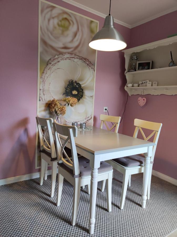 Pier 12 Ferienwohnung Eckernförde Esterno foto