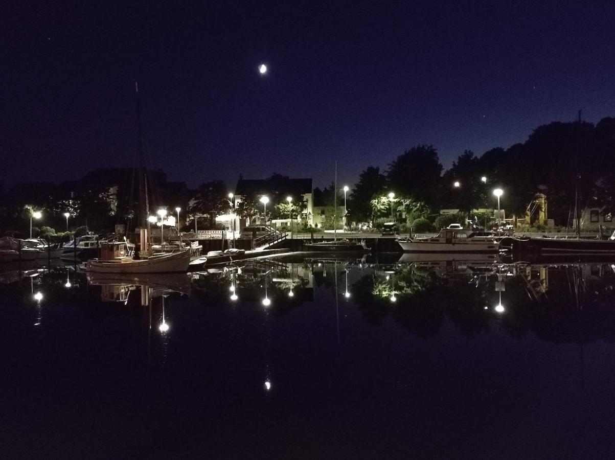 Pier 12 Ferienwohnung Eckernförde Esterno foto
